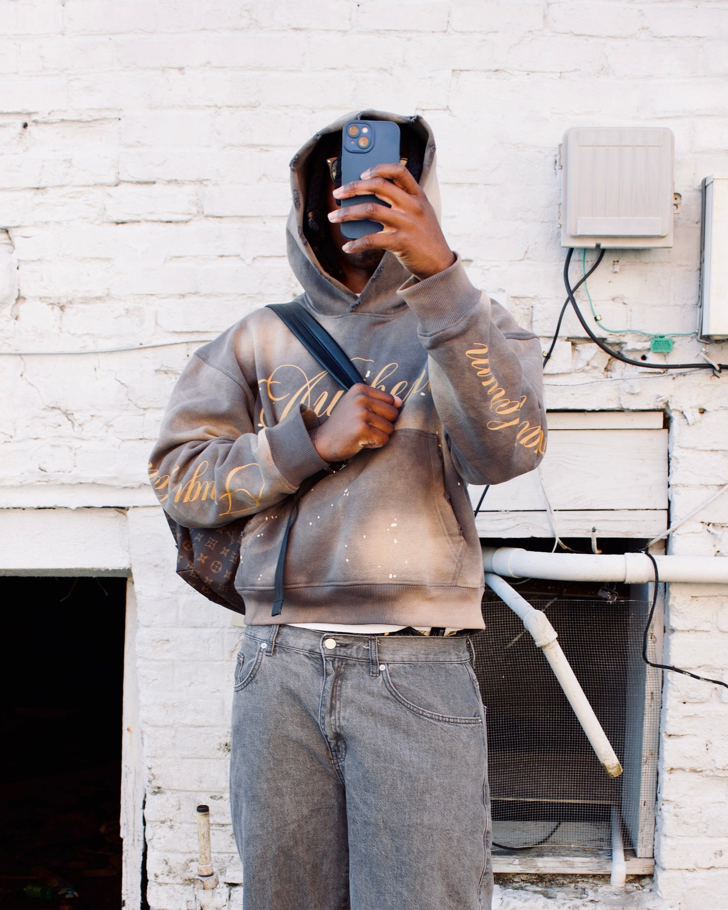 "AUTHENTIC"HOODIE