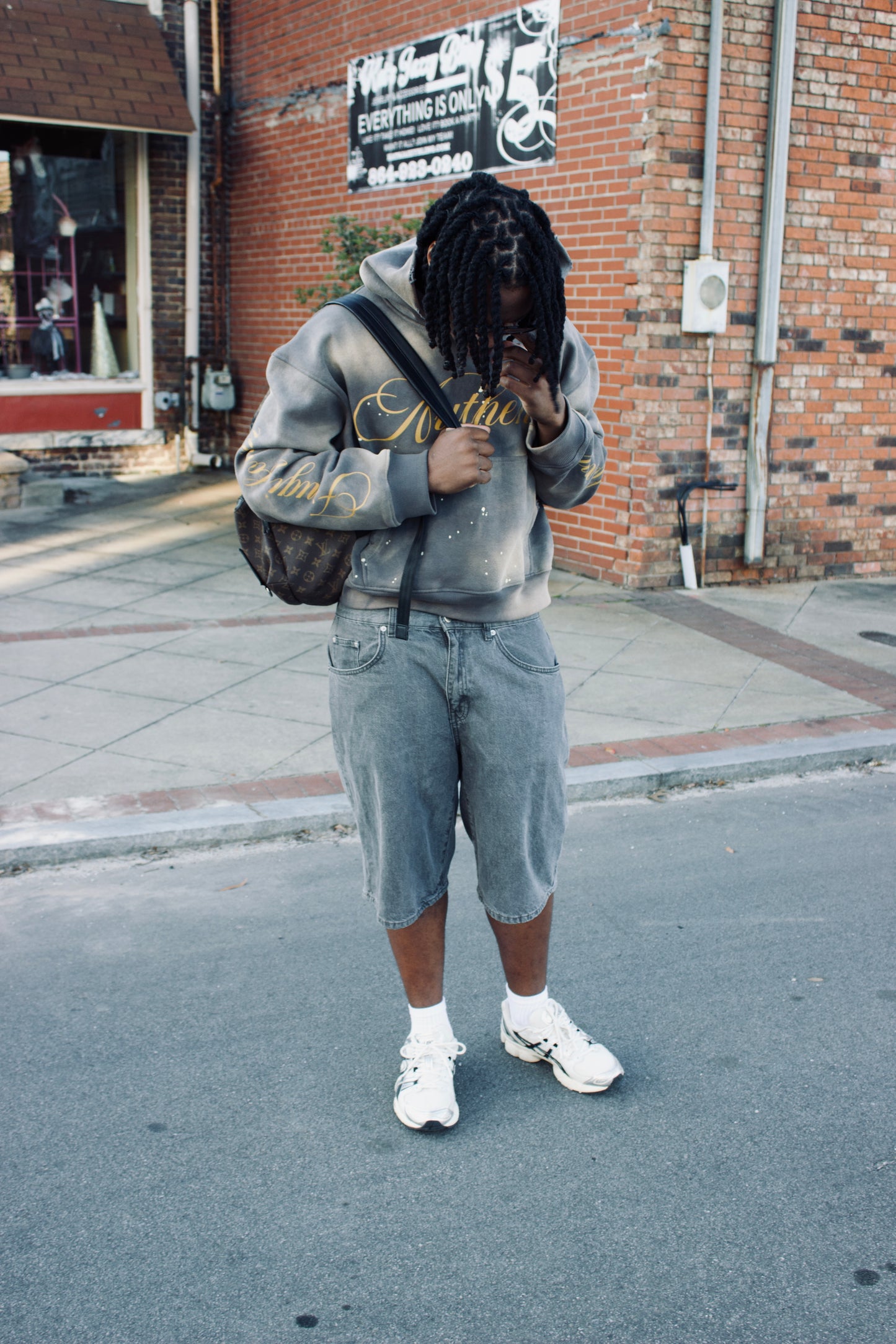 "AUTHENTIC"HOODIE