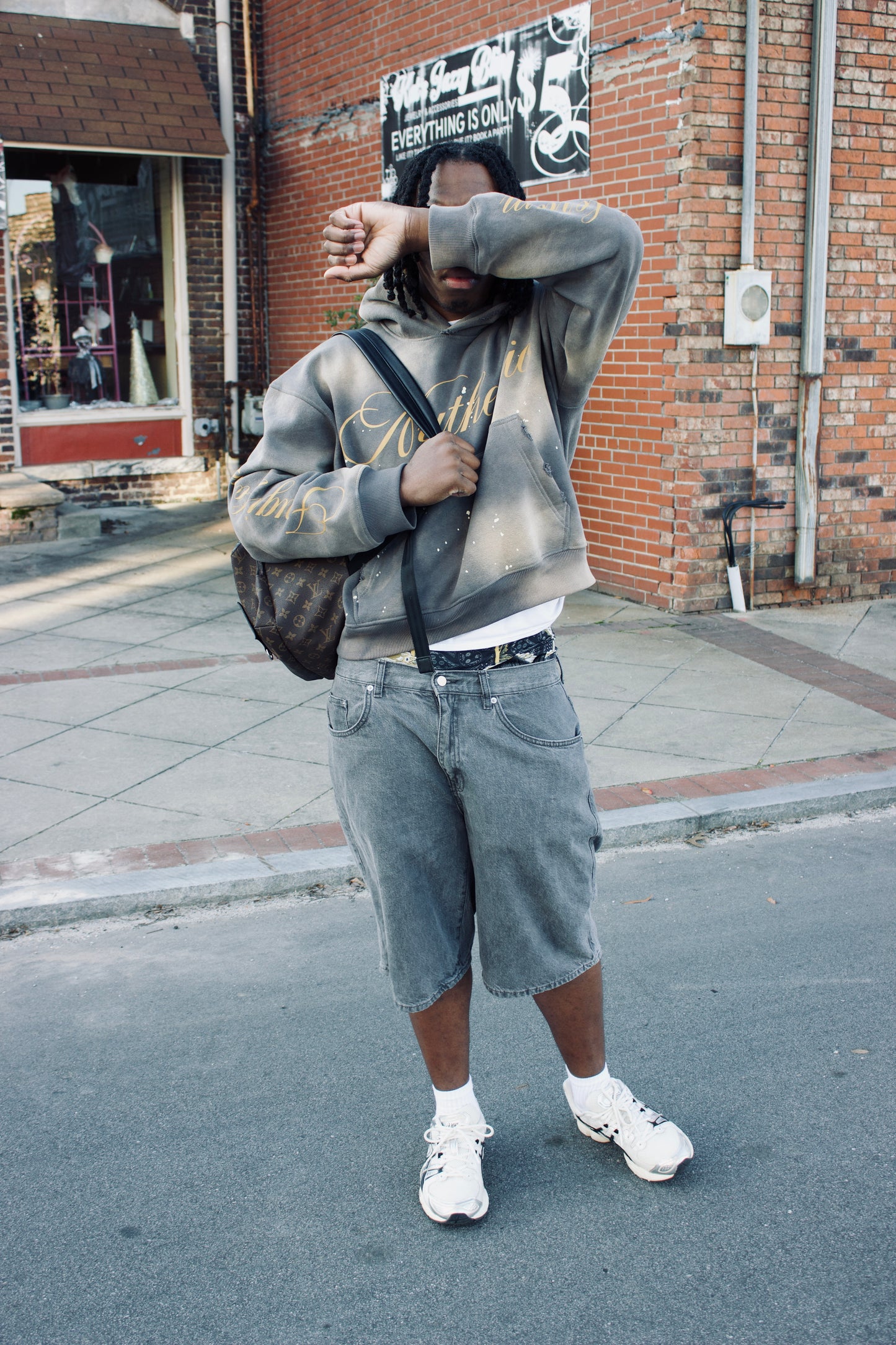 "AUTHENTIC"HOODIE